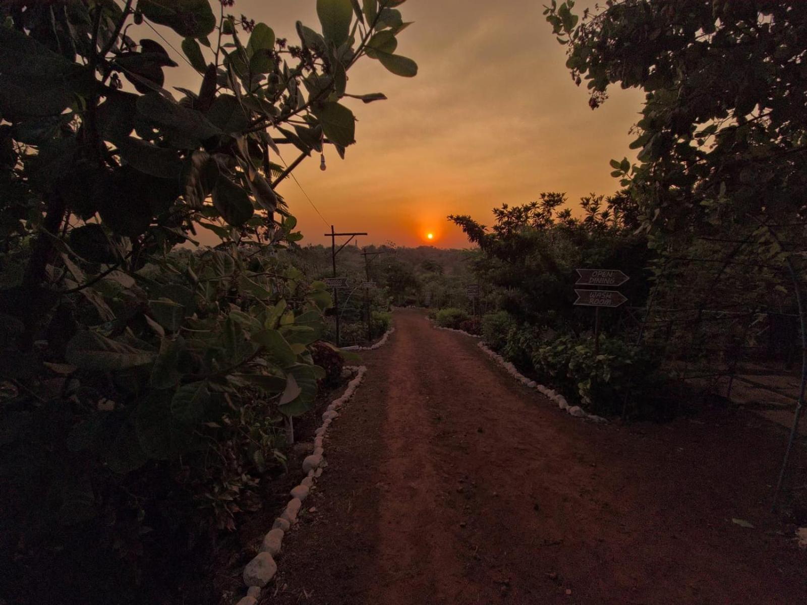Chalobahills Farmstay Resort Ajra Экстерьер фото